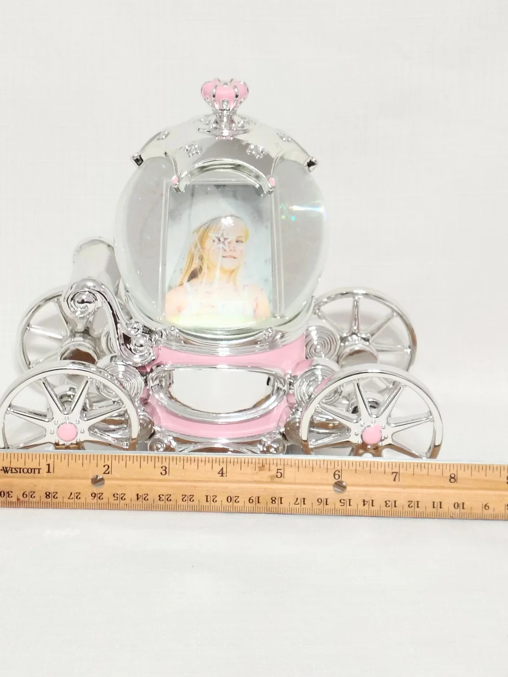 Things Remembered Musical Snow  Globe Cinderella Princess Carriage Photo Frame